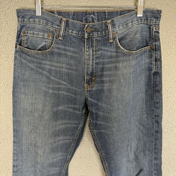 Levis Jeans Mens 34x31 559 Blue Relaxed Straight Leg Denim Pants - Picture 2 of 8
